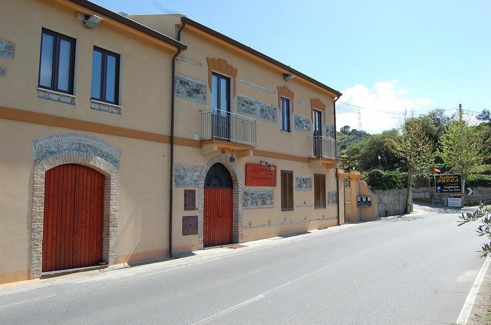 Agriturismo Parra Santa Lucia del Mela Exterior photo