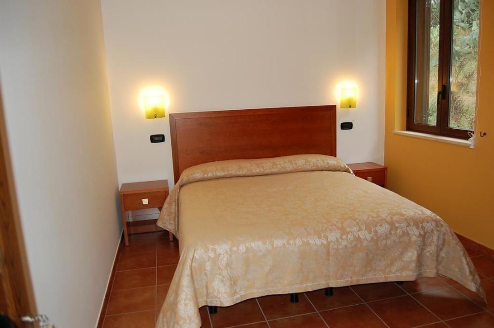 Agriturismo Parra Santa Lucia del Mela Exterior photo